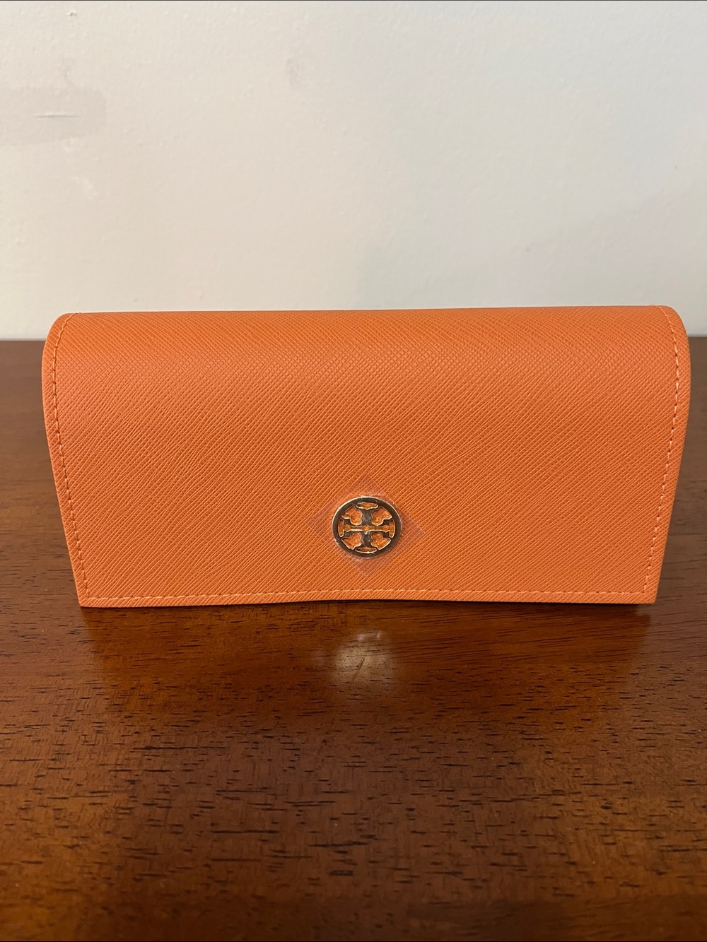 Tory Burch Bright Orange Saffiano Continental Glasses Case with Logo